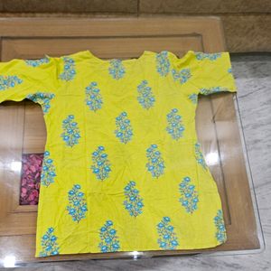 Short Kurti