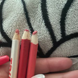 Combo Of 3 Lip Liners