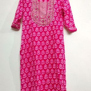 Combo Of 8 Kurtis Sale Hurry Up Grab Soon