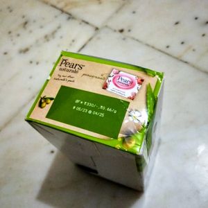 Pears Natural Soaps Pack Of 4