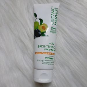 Organic Harvest 6 In 1 Brightening Face Wash