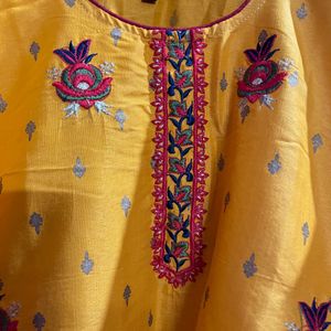 Kurta Women