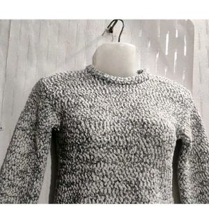 Soft sweater For Girl's