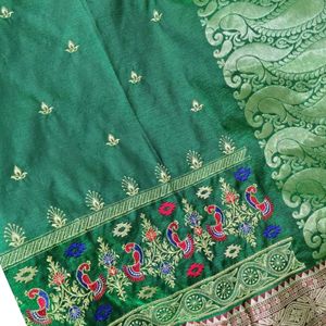 Beutyfull Banarsi Satan Saree Full Embroidery Work