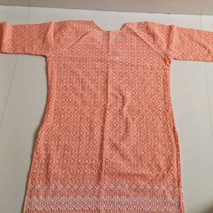 Cute Chickenkari Kurti