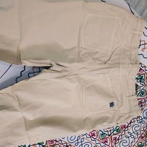 Cotton Cargo Capri Pants In very Good Conditon