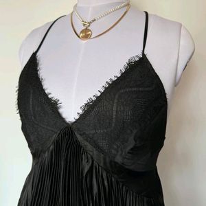 Vintage Luxurious Black Dress