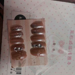 Artificial Nail