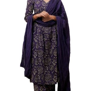 Aliacut Kurthi Set