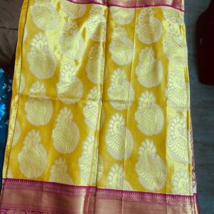 Beautiful Kanchi Pattu Gold Saree