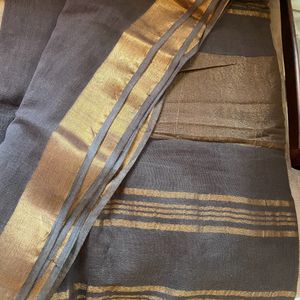 Linen Saree With Zari Border