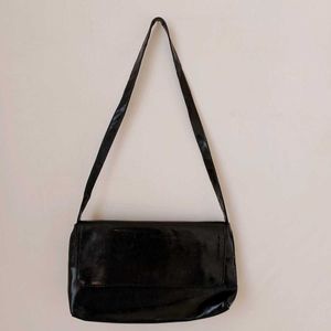 Imported Black Sling Bag.