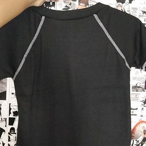 M SIZE BLACK E GIRL CROP TOP