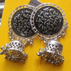 Black Oxidized Jhumka.