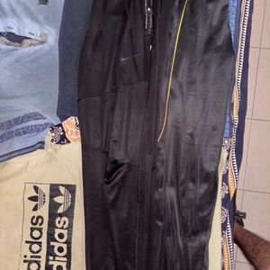 2 T-Shirts And Trousers | Selling Urgently |