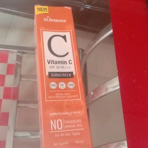 St.Botanica Vitamin C Sunscreen Used Only 1 Time