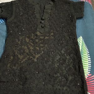 Lucknawi chikan kurti half