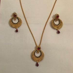 Beautiful Jewellery Set. Not Even Used Once