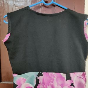 Sleeveless Floral Print Top