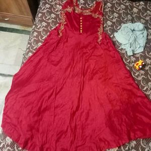 Red Gown Coins Price 6000