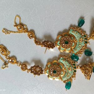 One Time Use Green And GoldenJewellery Set