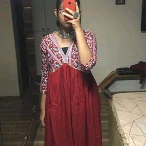 Red Kurti