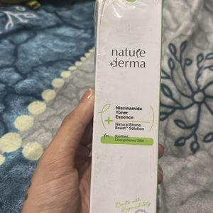 Niacinamide Face Toner