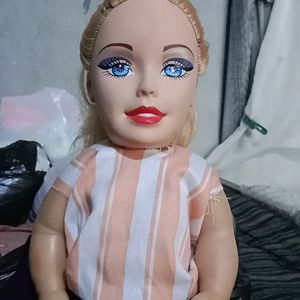 Barbi doll