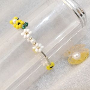 Yellow Daisy Beads Bracelets