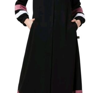 Abaya Wit Colur Detailing