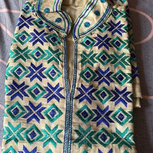 Sleeveless Fulkari Kurta For Women