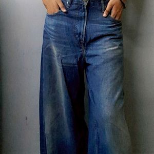 Super Wide Leg Jeans