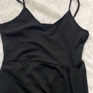 Black Sleevless Knee Length Dress