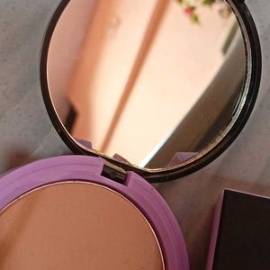 Plum Legit Matte Talc-Free Compact SPF 15