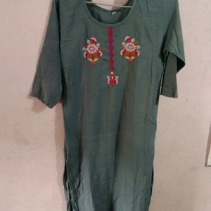 Women Kurti, Please Sale This Kurti