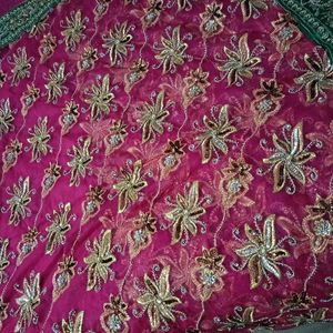 Net Full Of Zari Work Saree Perfect For Wedding