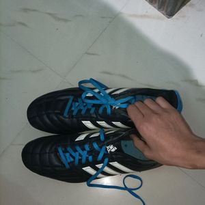 Adidas Football Studs (Sneaker)