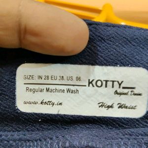 Kotty Korean Pants