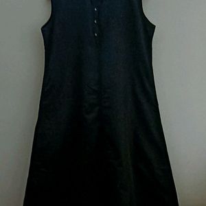 Black 🖤 Sleevless Kurti (Women)