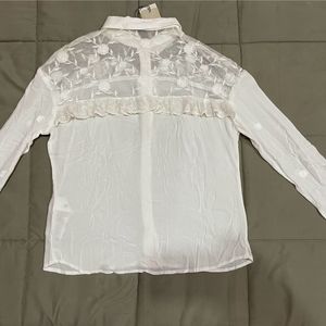 ONLYShirt with Lace Panel