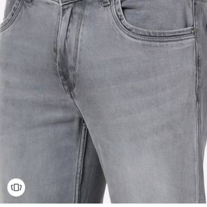 Blackberry Men's Grey Jeans