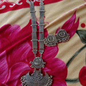 Silver Colour Jewellery Set Of 3