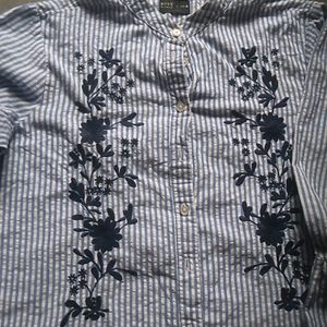 This Is Catual Shirt For Womens