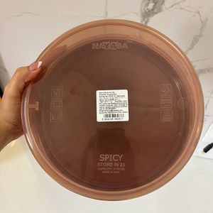 Nayasa Round Container