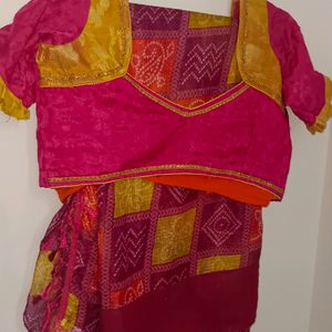 1 sari 2 Blouse