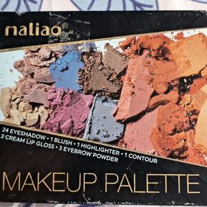 Malian Makeup Palette