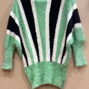 Women Design Half Sweater