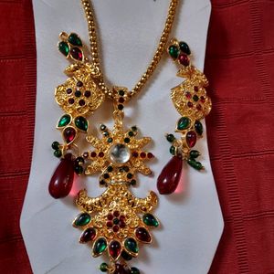 Gold Plated Green Red Pendant Necklace Set