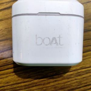 Boat Bluetooth Airdopes 402