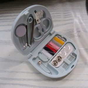 Mini Travel Plastic Sewing Kit